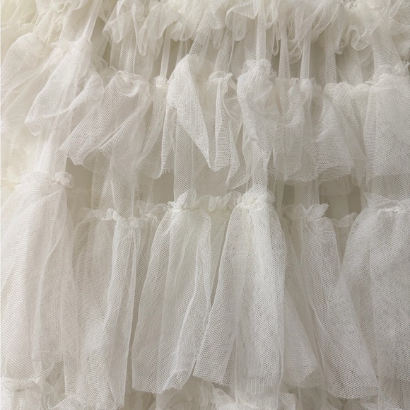 Elegant Cream Tulle A-Line Skirt - Picture 3 of 4